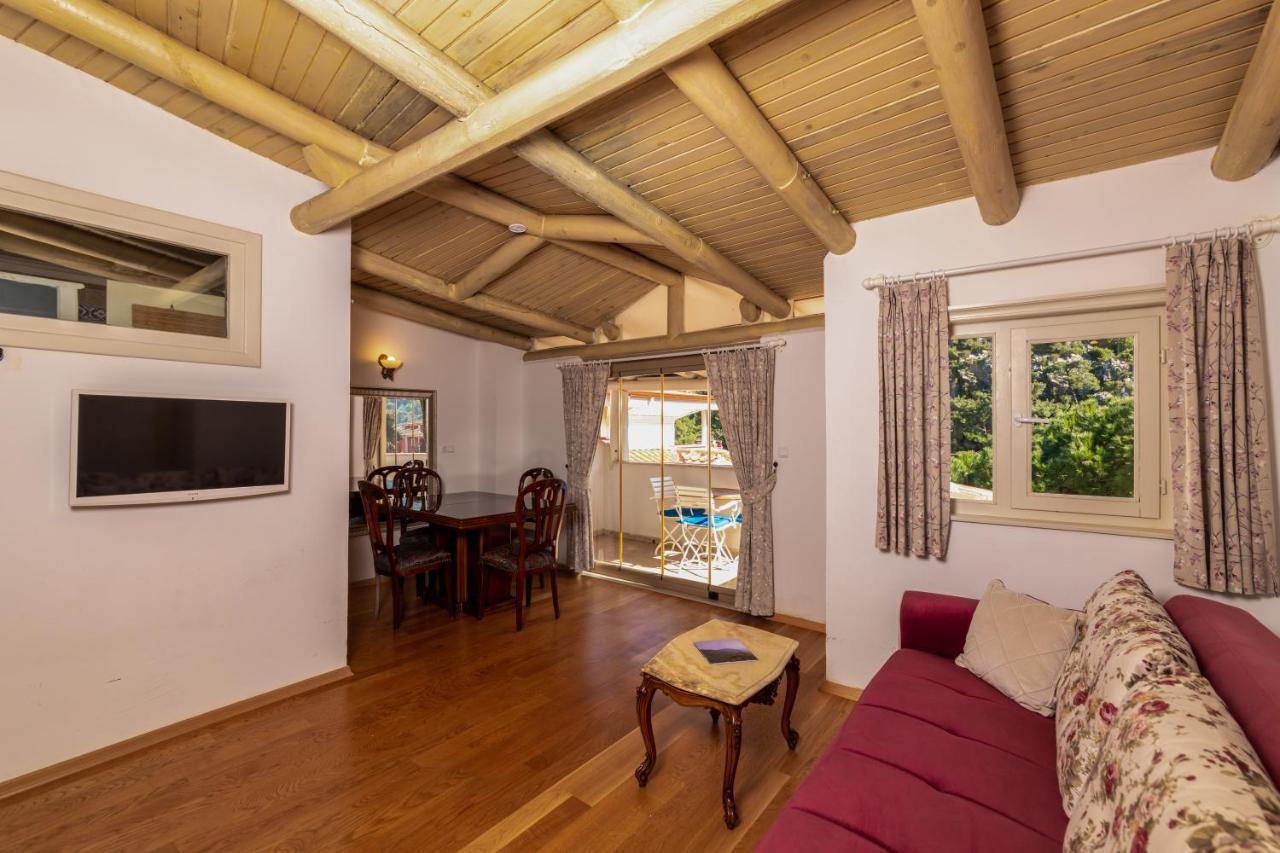 איסמלר Petunya Konak Boutique Hotel מראה חיצוני תמונה